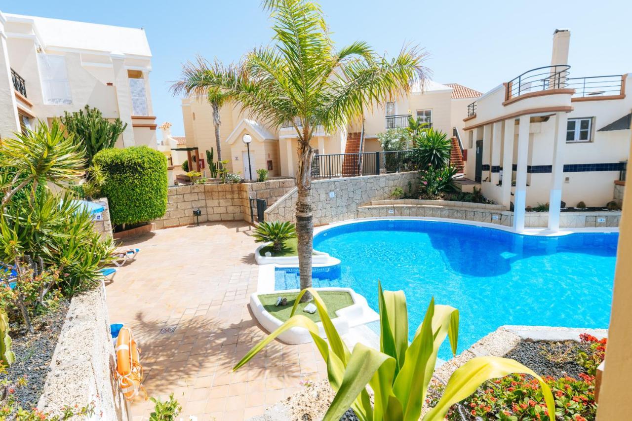 Amazing Renovated Pool View Apt, Aircon, 2 Min To Fanabe Beach 阿德耶 外观 照片