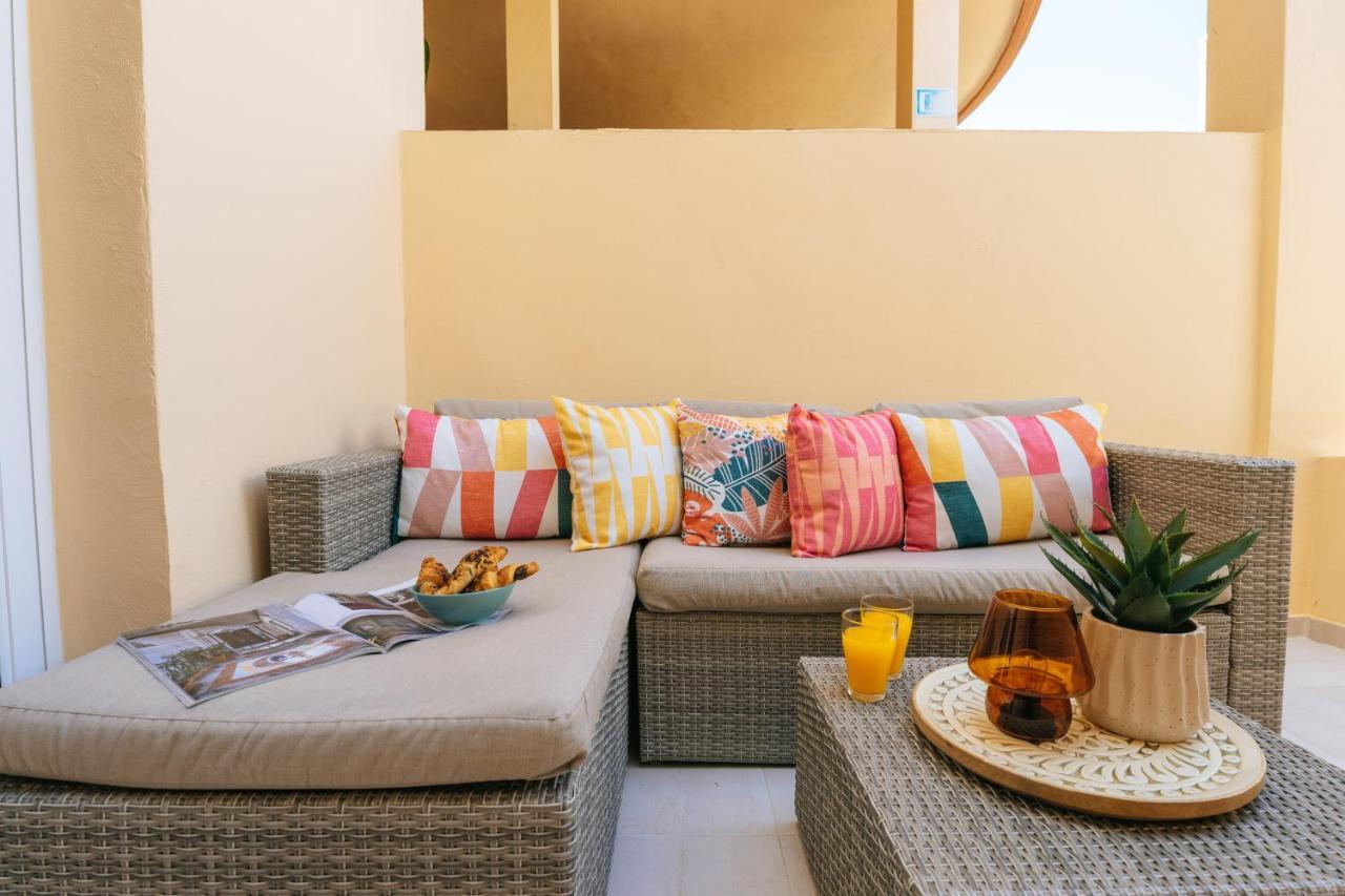 Amazing Renovated Pool View Apt, Aircon, 2 Min To Fanabe Beach 阿德耶 外观 照片